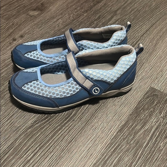 Sporto Blue Sneakers with Gingham Pattern and Velcro Strap - Picture 8 of 9